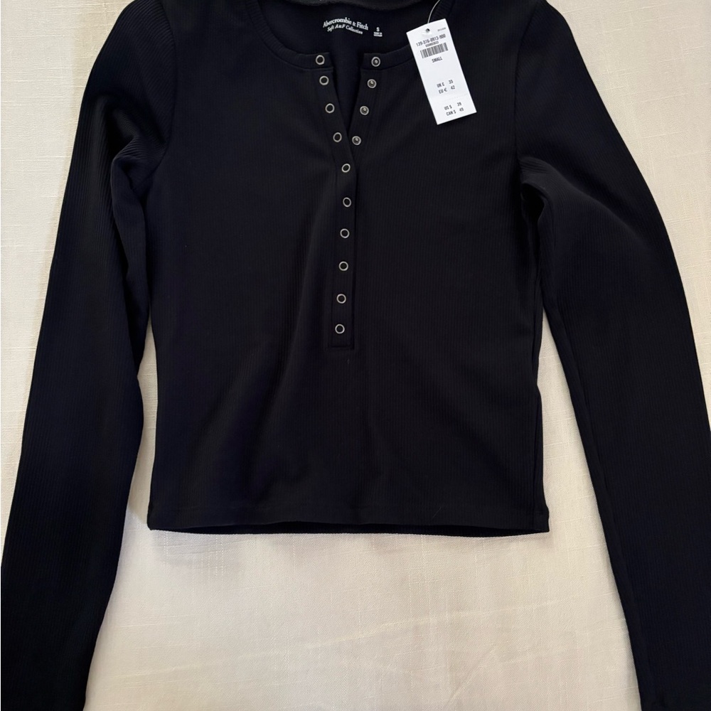 Abercrombie & Fitch ribbed shirt